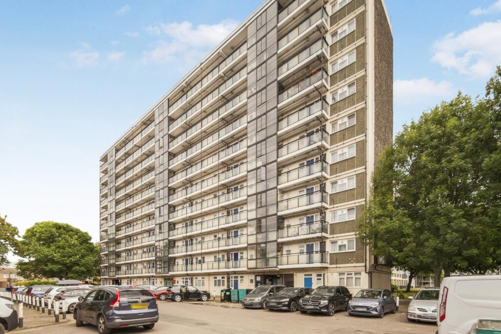 2 bed 1st Floor Flat for rent in Camberwell. From Acorn - Camberwell