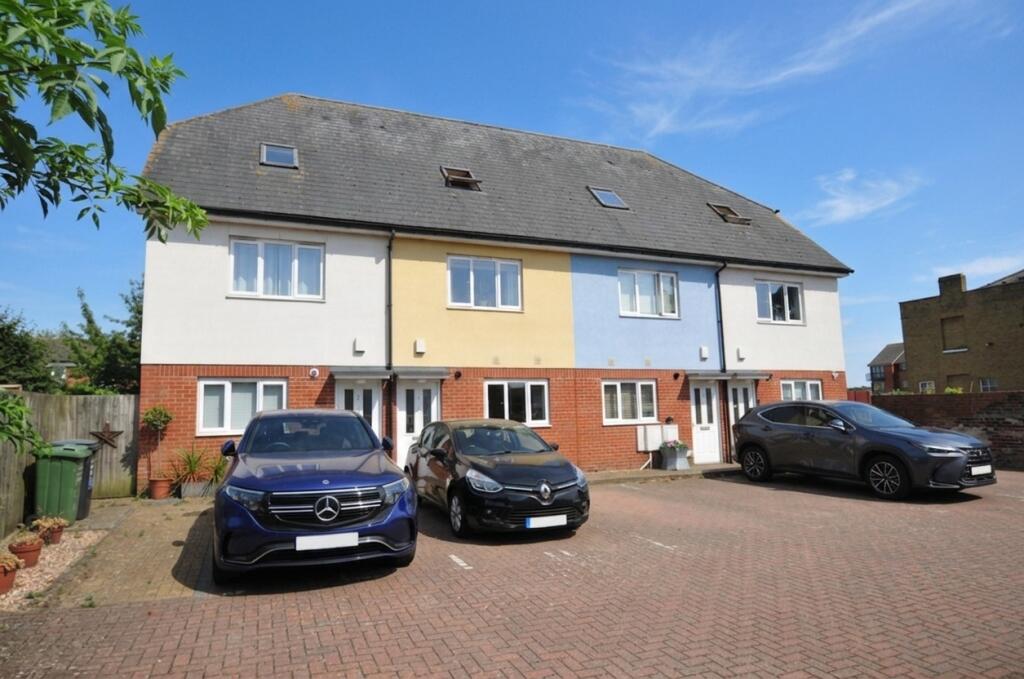 4 bed Town House for rent in Swanscombe. From Acorn - Dartford 4 bed Town House for rent in Swanscombe. From Acorn - Dartford