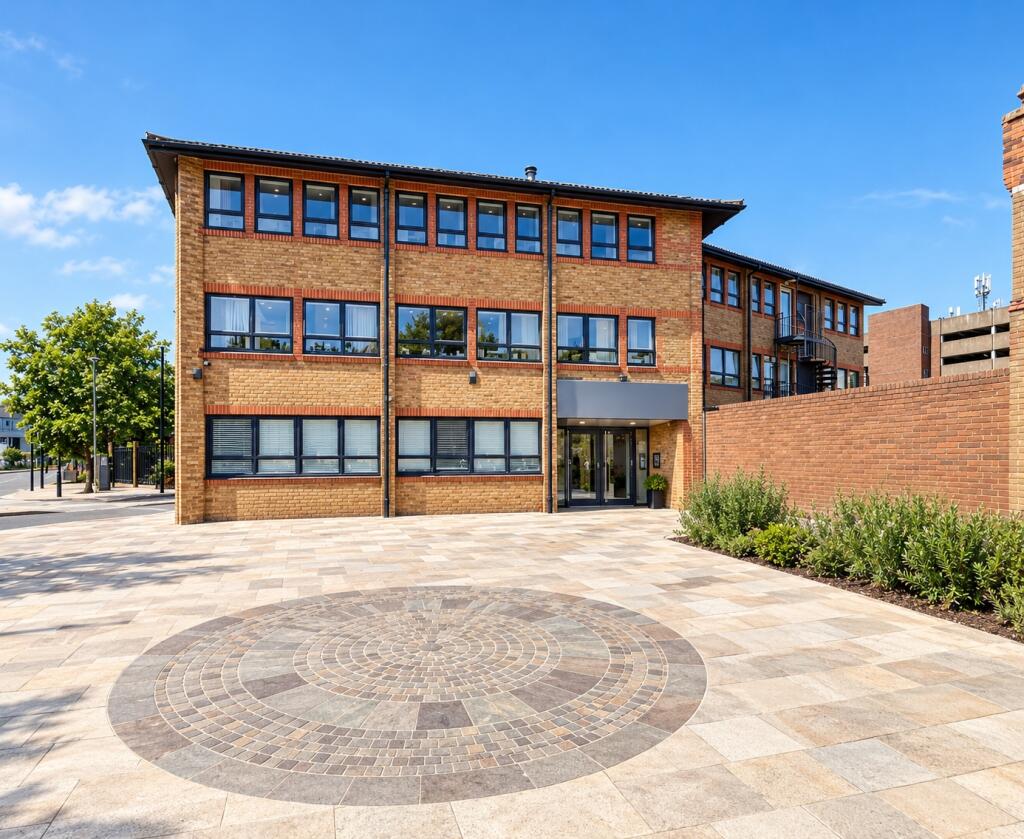 2 bed 1st Floor Flat for rent in Crayford. From Acorn - Dartford