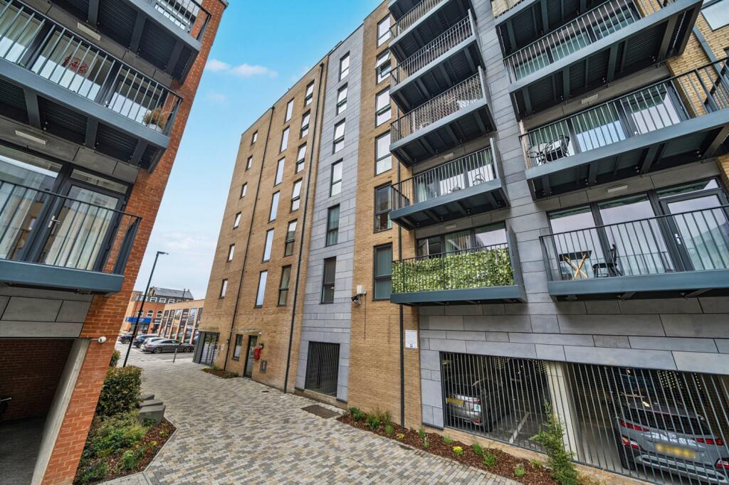 2 bed 1st Floor Flat for rent in Crayford. From Acorn - Dartford