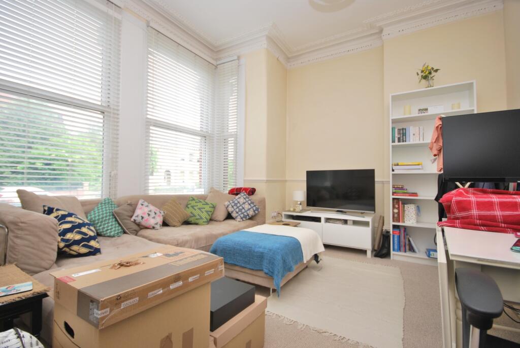 1 bed 1st Floor Flat for rent in Streatham. From Acorn - Dulwich