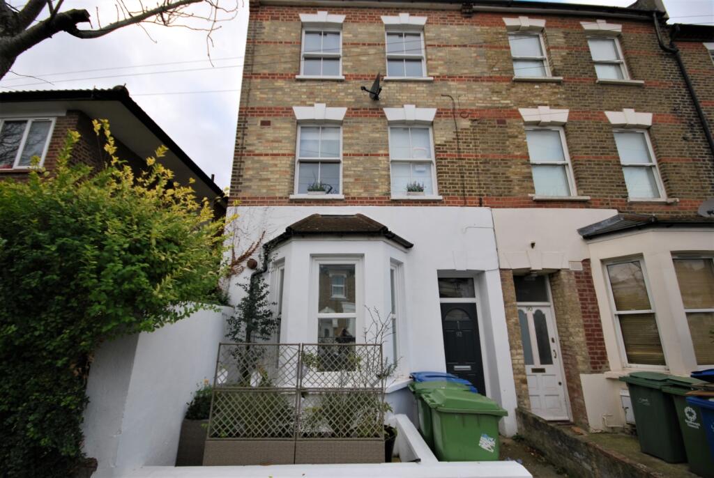 1 bed 1st Floor Flat for rent in Camberwell. From Acorn - Dulwich