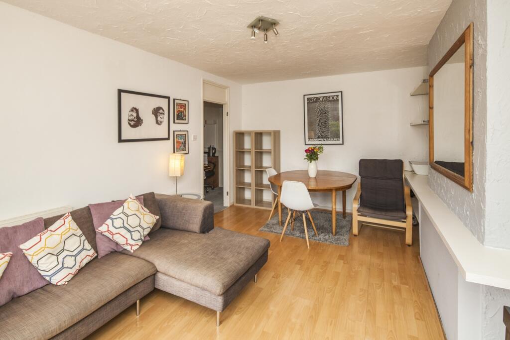 3 bed Annexe for rent in Streatham. From Acorn - Dulwich