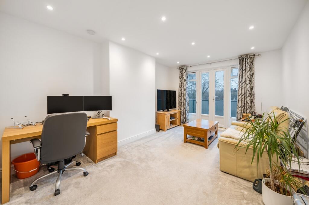 1 bed 1st Floor Flat for rent in Eltham. From John Payne - Eltham