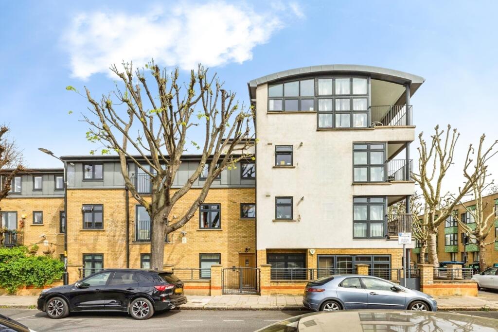2 bed 1st Floor Flat for rent in Bermondsey. From Acorn - London Bridge