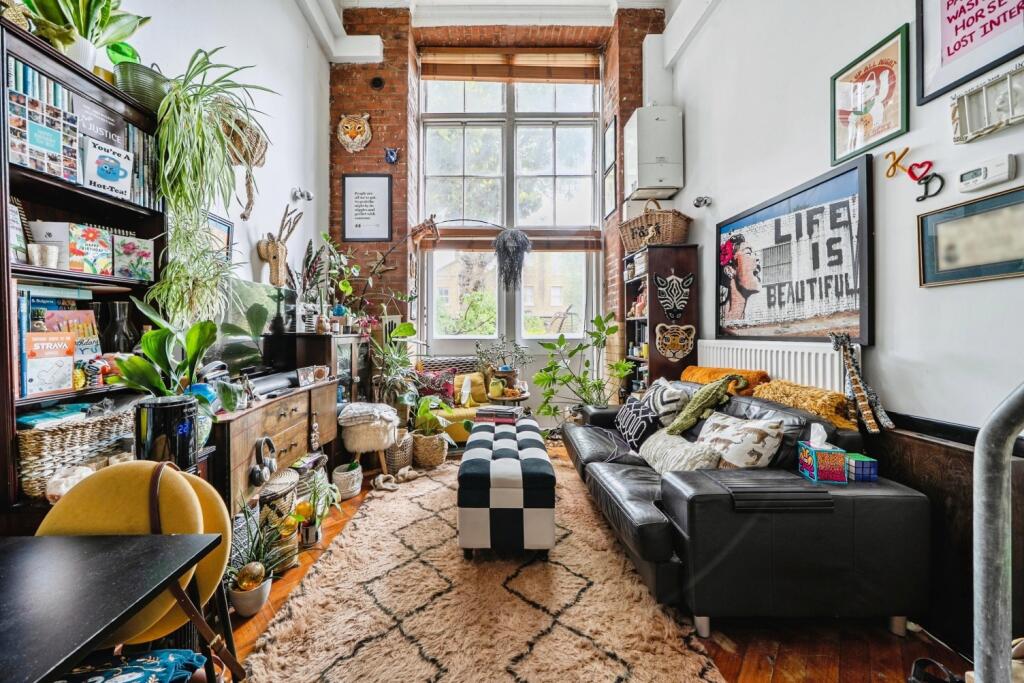 1 bed 1st Floor Flat for rent in Bermondsey. From Acorn - London Bridge