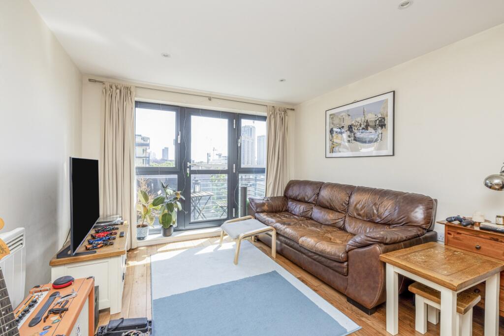 2 bed 1st Floor Flat for rent in Bermondsey. From Acorn - London Bridge 2 bed 1st Floor Flat for rent in Bermondsey. From Acorn - London Bridge