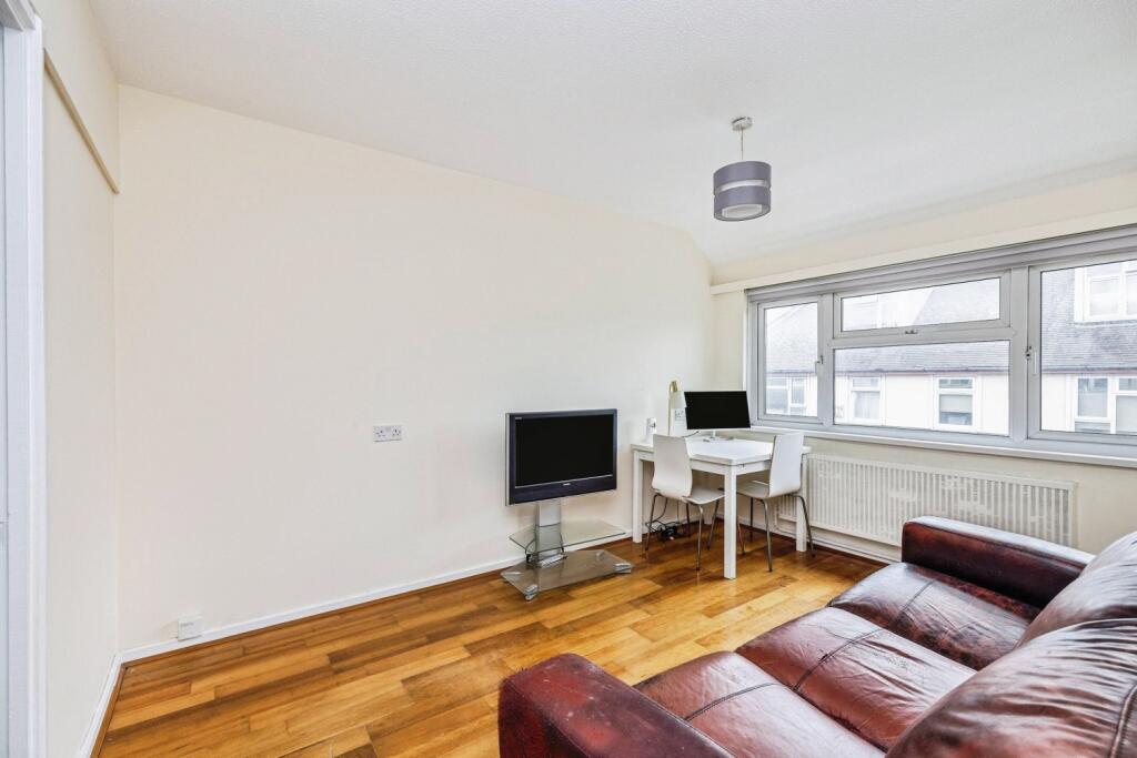 1 bed 1st Floor Flat for rent in Bermondsey. From Acorn - London Bridge