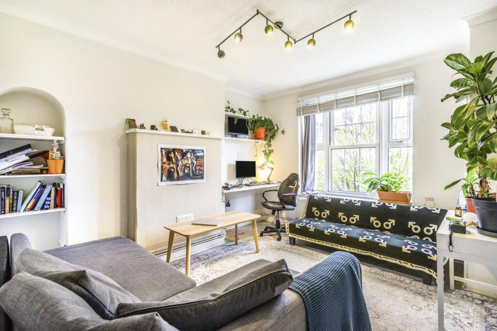 1 bed 1st Floor Flat for rent in Bermondsey. From Acorn - London Bridge