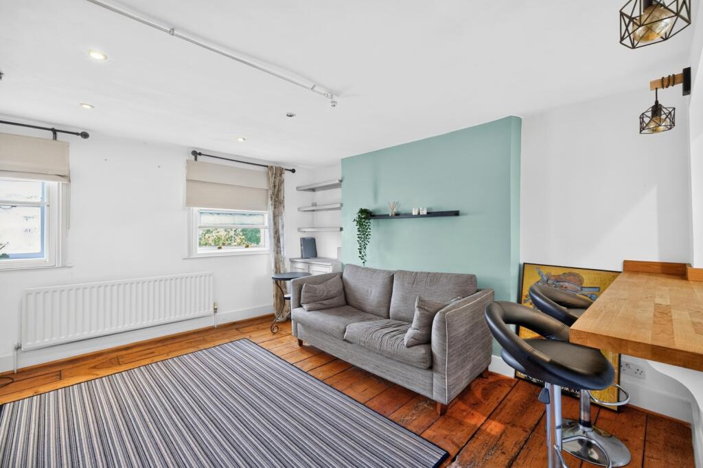 2 bed 1st Floor Flat for rent in Bermondsey. From Acorn - London Bridge 2 bed 1st Floor Flat for rent in Bermondsey. From Acorn - London Bridge