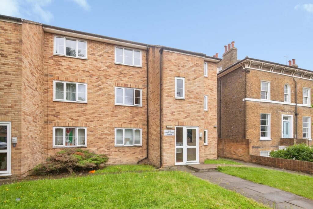 1 bed 1st Floor Flat for rent in Camberwell. From Acorn - Peckham Rye