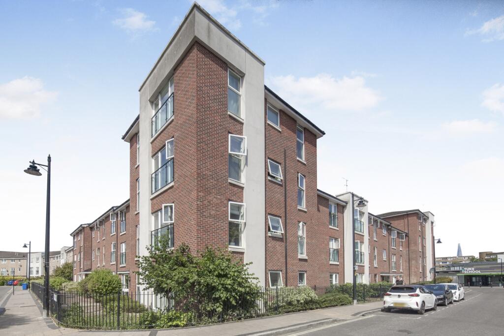 2 bed 1st Floor Flat for rent in Camberwell. From Acorn - Peckham Rye