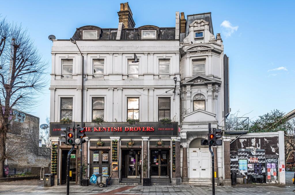 1 bed 1st Floor Flat for rent in Camberwell. From Acorn - Peckham Rye