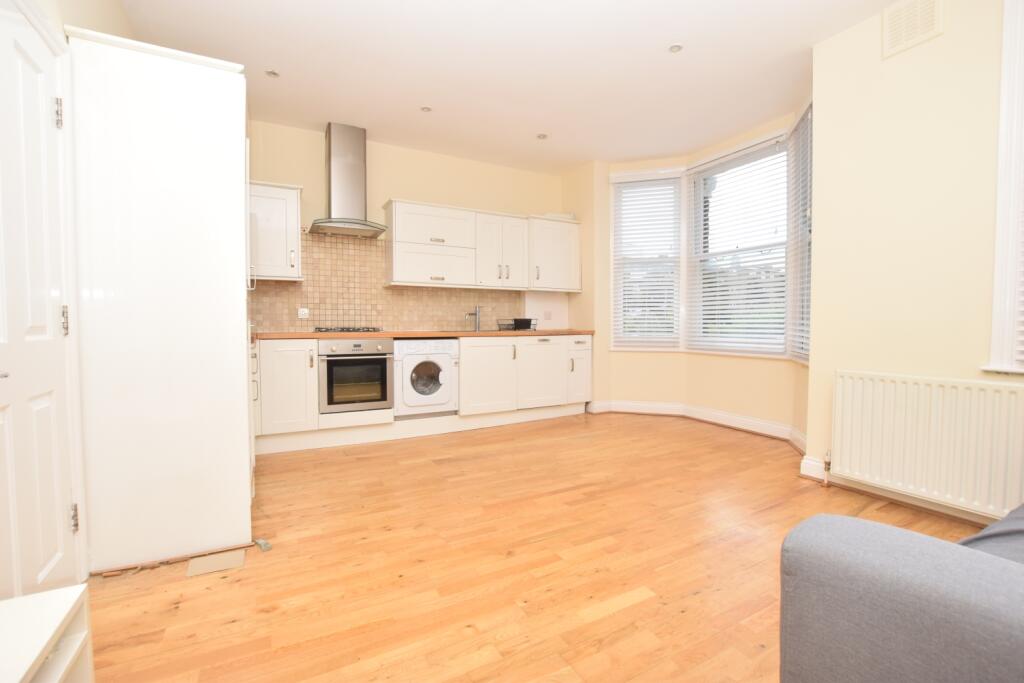 2 bed 1st Floor Flat for rent in Camberwell. From Acorn - Peckham Rye 2 bed 1st Floor Flat for rent in Camberwell. From Acorn - Peckham Rye