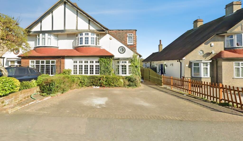 4 bed Semi Detached for rent in North Cray. From Langford Russell - Sidcup