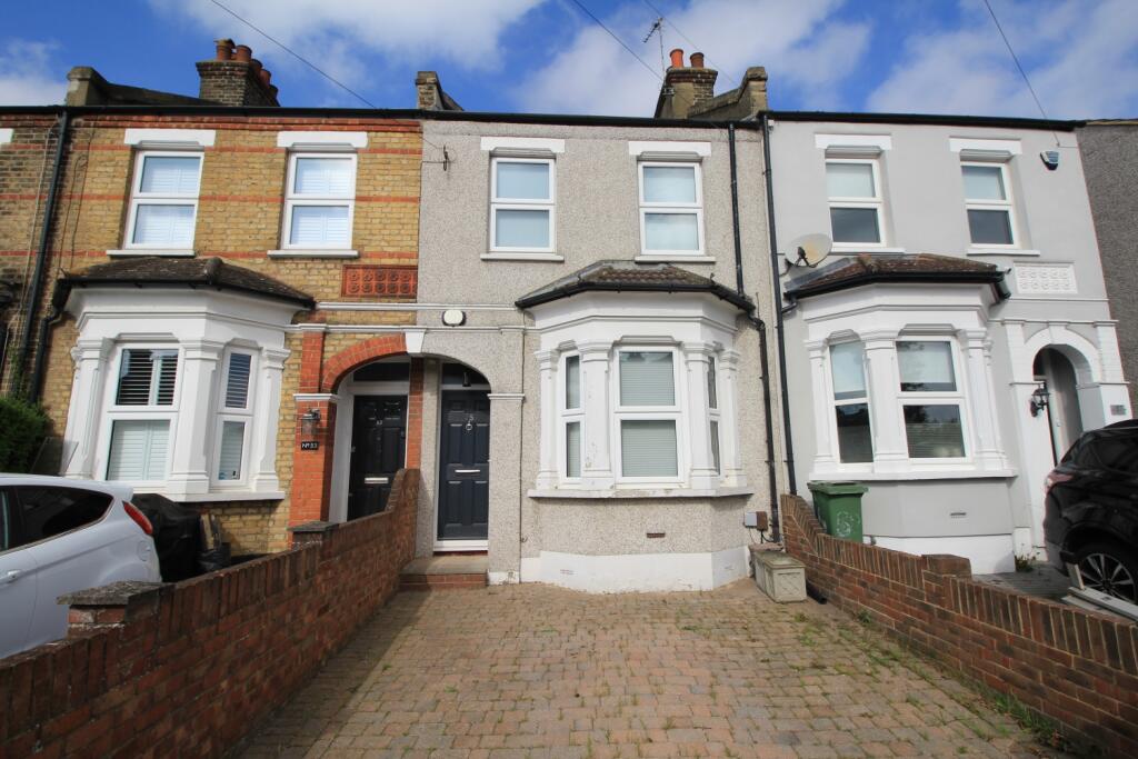 2 bed Mid Terraced House for rent in Bexley. From Acorn - Welling