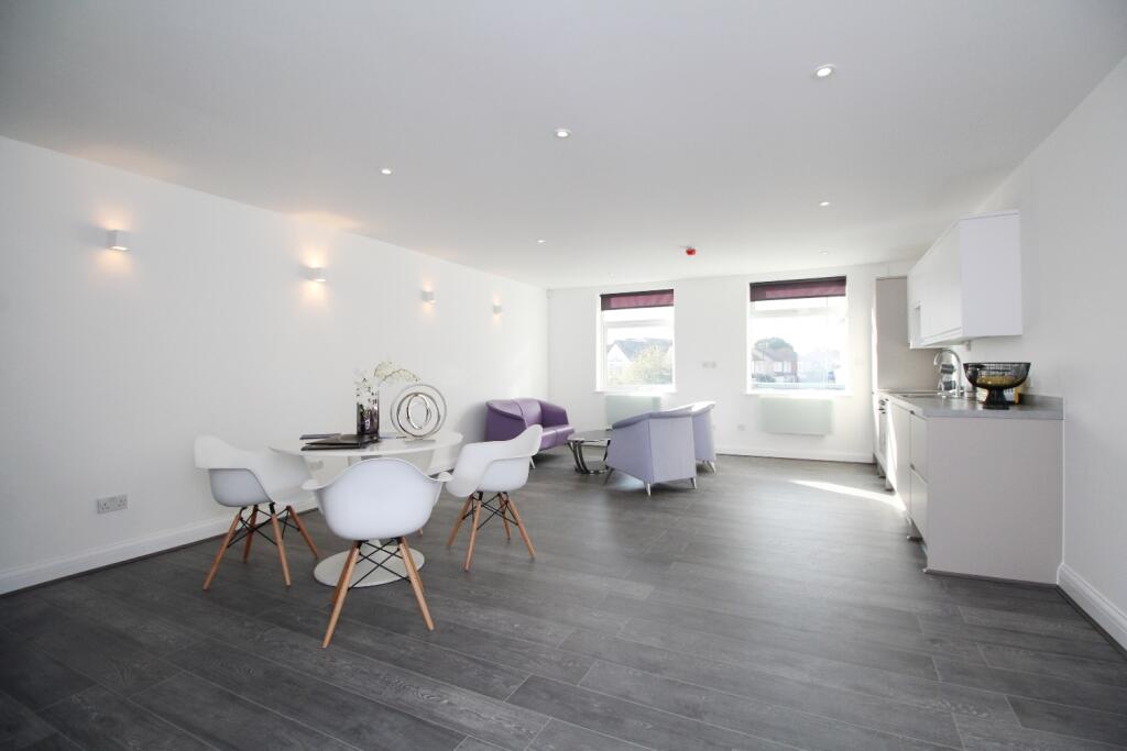 4 bed 1st Floor Flat for rent in Sidcup. From Acorn - Welling