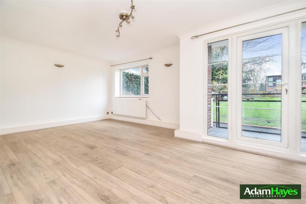 2 bed Apartment for rent in Friern Barnet. From Adam Hayes Estate Agents - North Finchley - N12 2 bed Apartment for rent in Friern Barnet. From Adam Hayes Estate Agents - North Finchley - N12