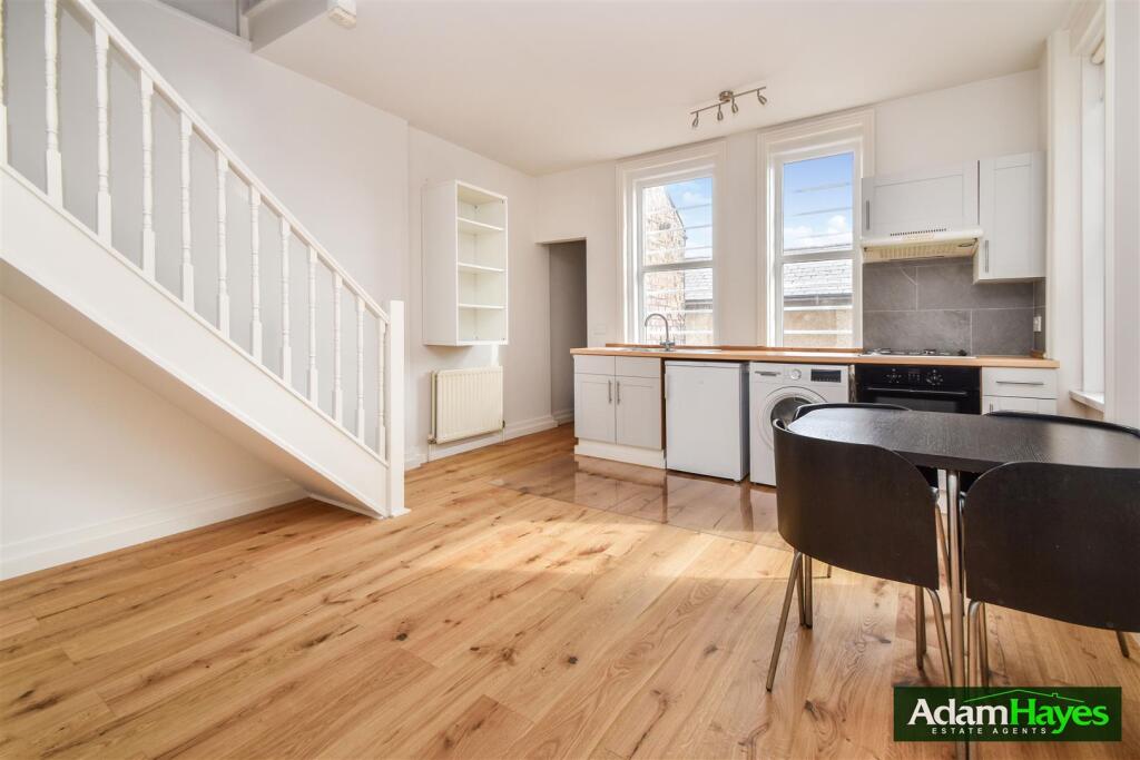 1 bed Apartment for rent in Friern Barnet. From Adam Hayes Estate Agents - North Finchley - N12 1 bed Apartment for rent in Friern Barnet. From Adam Hayes Estate Agents - North Finchley - N12