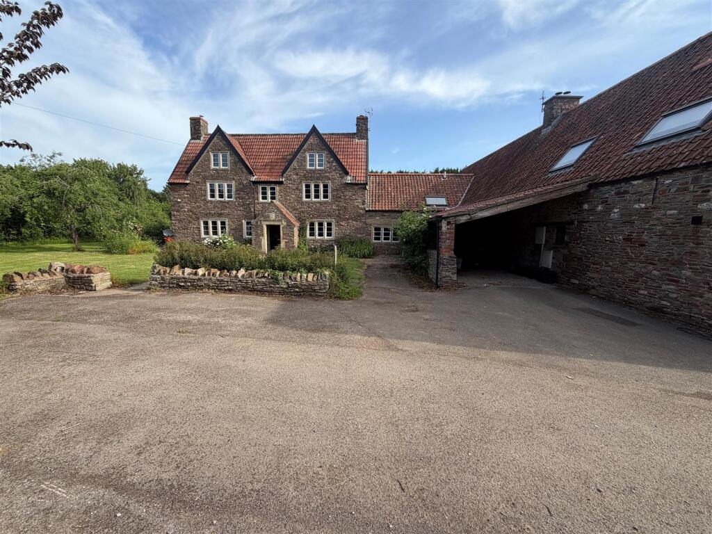 5 bed Farm House for rent in Engine Common. From A J Homes - Winterbourne 5 bed Farm House for rent in Engine Common. From A J Homes - Winterbourne