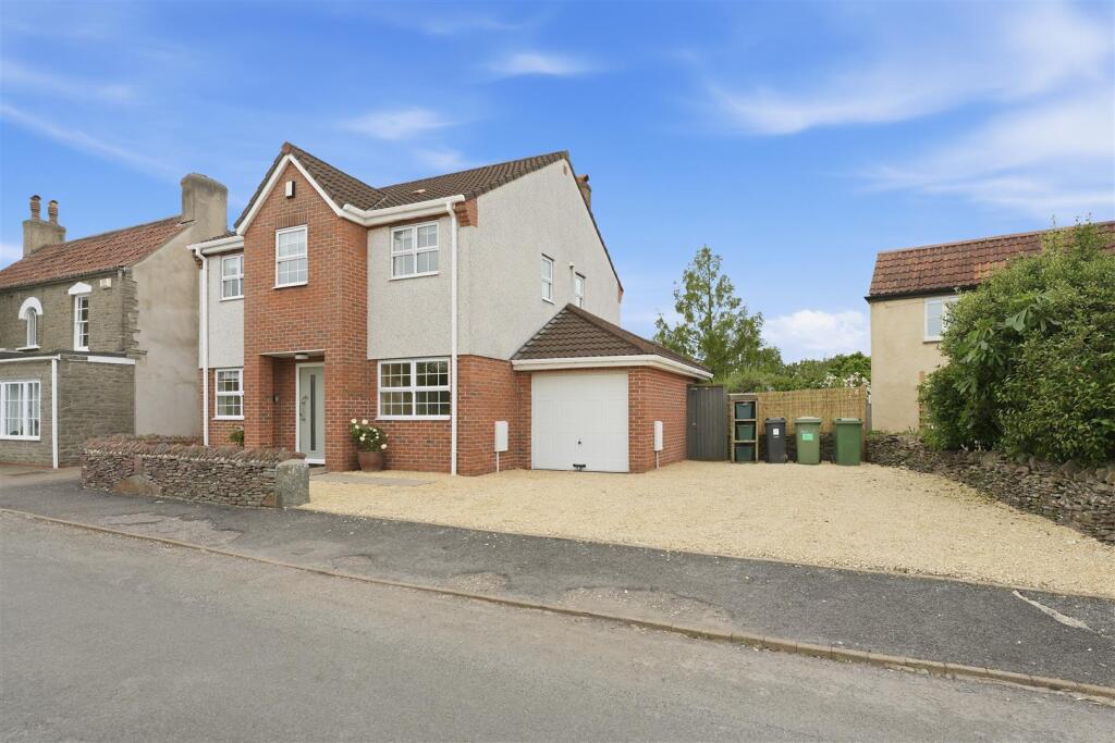 4 bed Detached for rent in Bristol. From A J Homes - Winterbourne 4 bed Detached for rent in Bristol. From A J Homes - Winterbourne