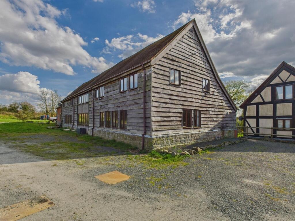 3 bed Barn Conversion for rent in Sledge Green. From Allan Morris - Malvern