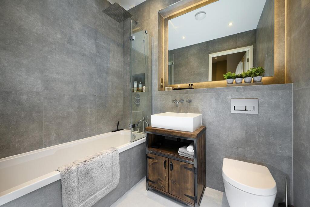 1 bed 1st Floor Flat for rent in London. From Alwyne Estate Agents - London