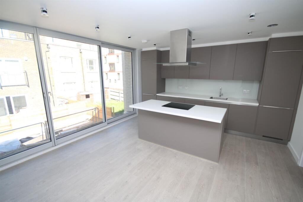 1 bed Apartment for rent in Stoke Newington. From Alwyne Estate Agents - London