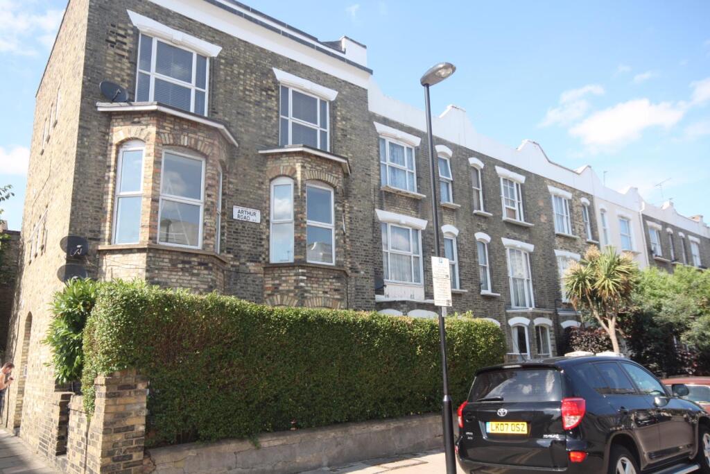 2 bed 1st Floor Flat for rent in Stoke Newington. From Alwyne Estate Agents - London