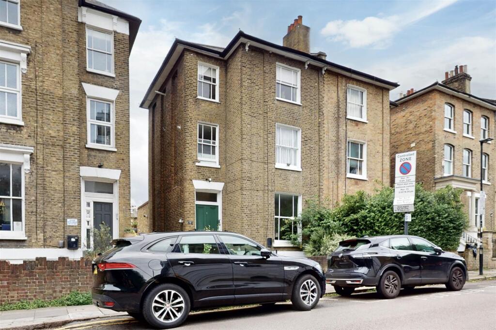 2 bed 1st Floor Flat for rent in London. From Alwyne Estate Agents - London 2 bed 1st Floor Flat for rent in London. From Alwyne Estate Agents - London
