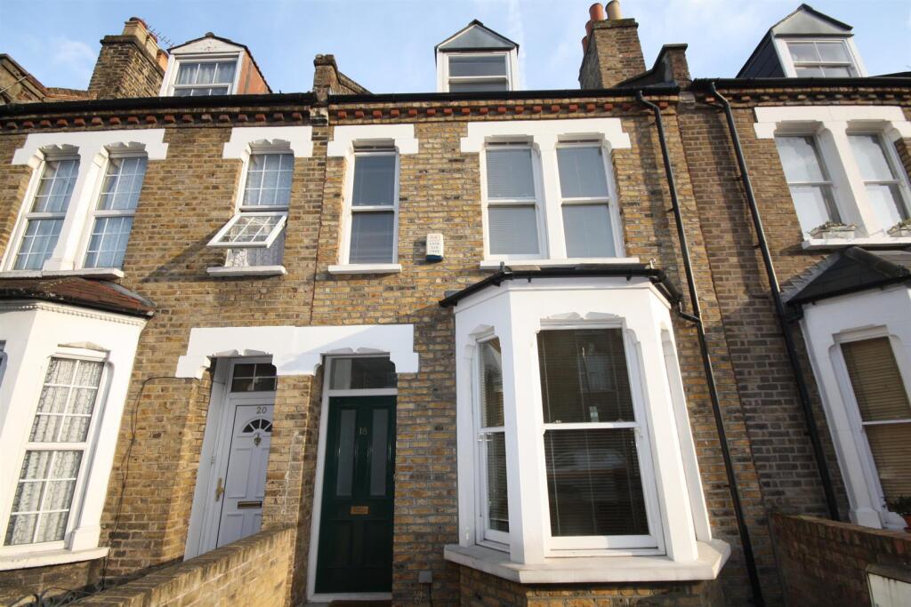 5 bed Detached for rent in Hornsey. From Alwyne Estate Agents - London