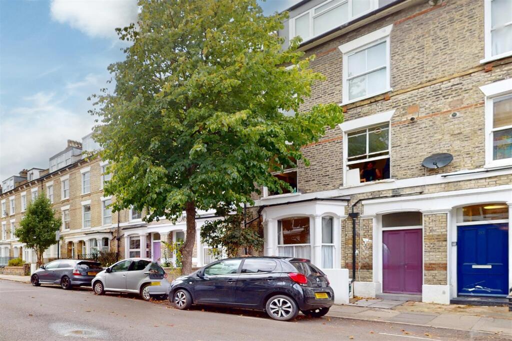 1 bed House (unspecified) for rent in London. From Alwyne Estate Agents - London
