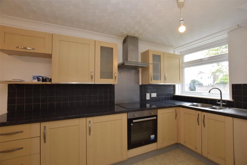 3 bed Mid Terraced House for rent in Romford. From Andrews Letting and Management - Romford 3 bed Mid Terraced House for rent in Romford. From Andrews Letting and Management - Romford