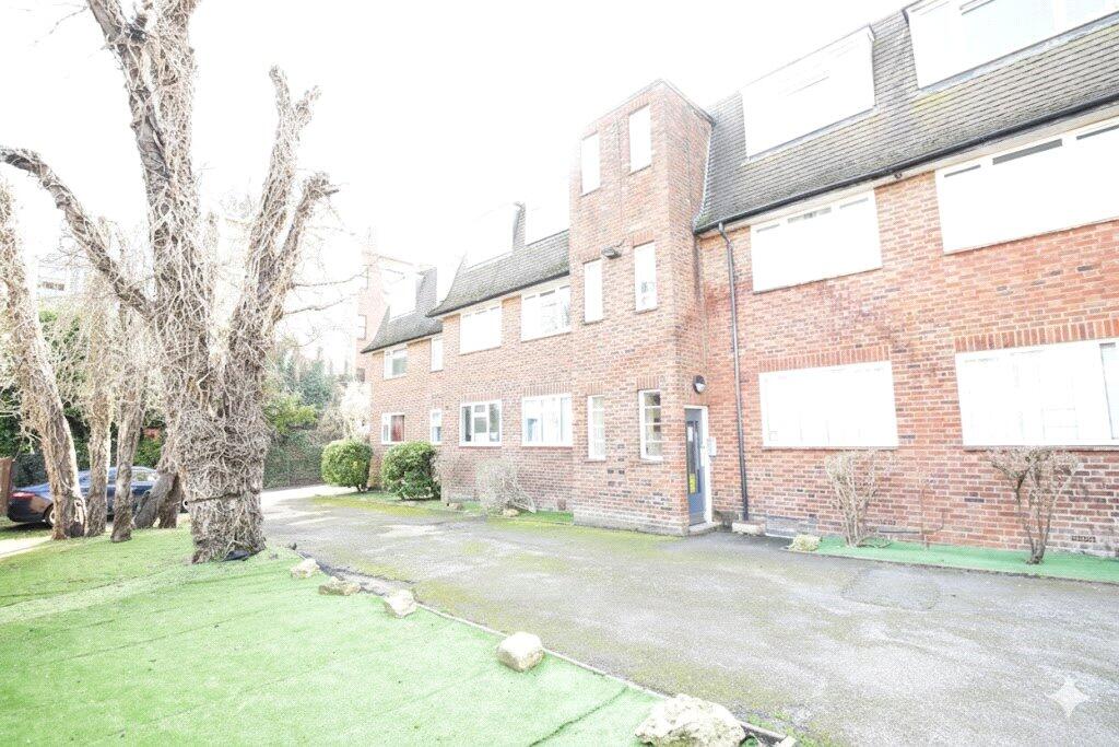 2 bed Apartment for rent in Romford. From Andrews Letting and Management - Romford