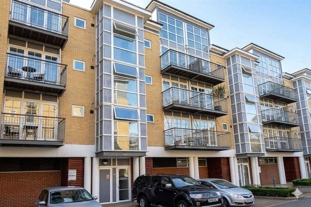 2 bed Apartment for rent in Romford. From Andrews Letting and Management - Romford