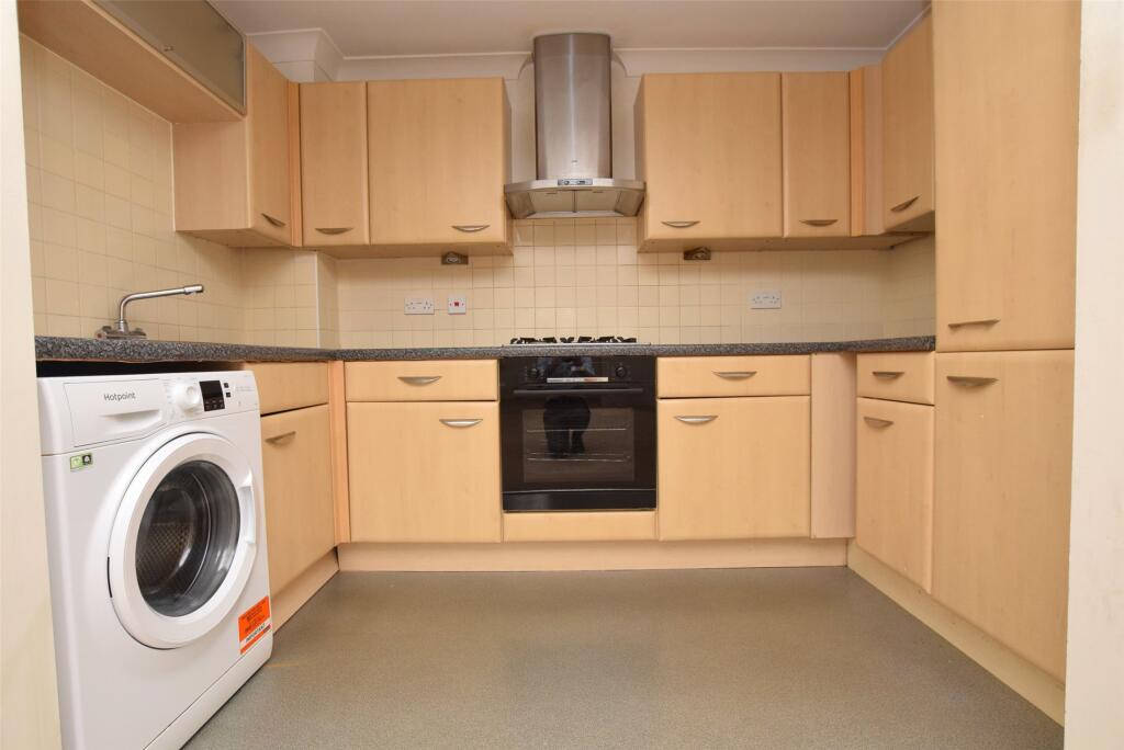 2 bed Apartment for rent in Romford. From Andrews Letting and Management - Romford