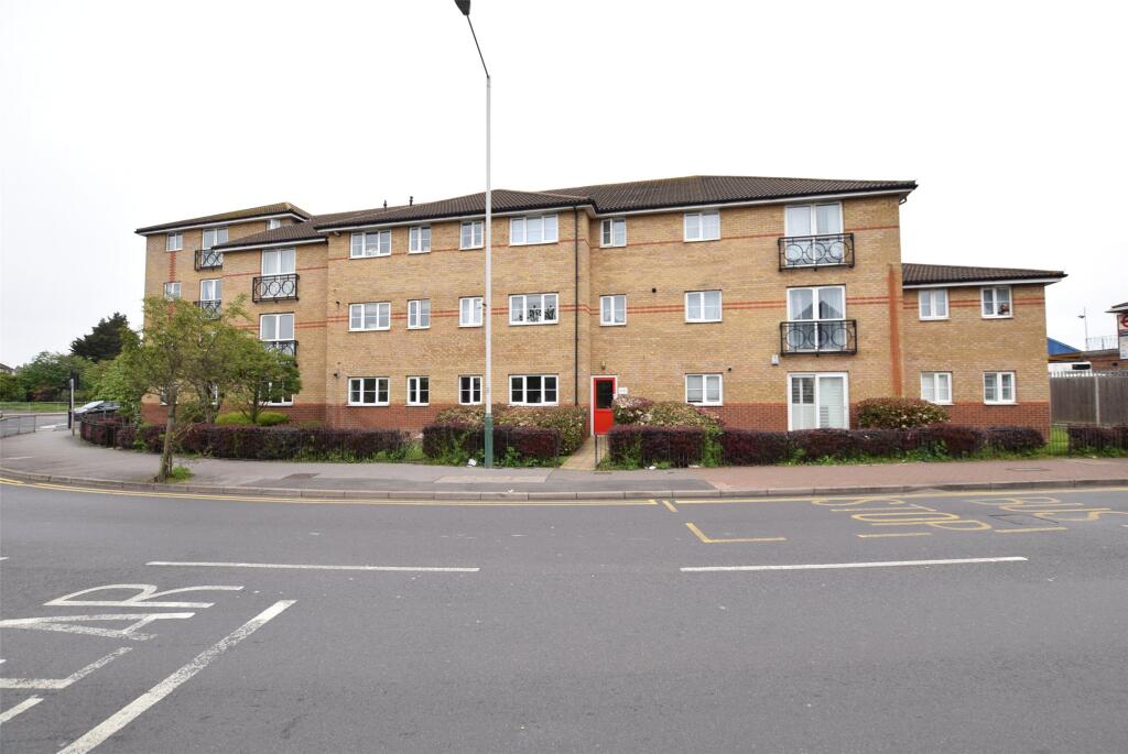 2 bed Apartment for rent in Romford. From Andrews Letting and Management - Romford 2 bed Apartment for rent in Romford. From Andrews Letting and Management - Romford