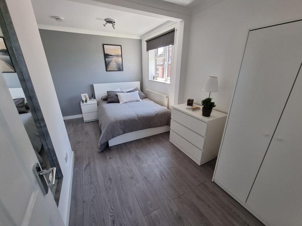 1 bed Room for rent in Uxbridge. From Andrews Turbervilles Estate Agents - Hillingdon - Crescent Parade
