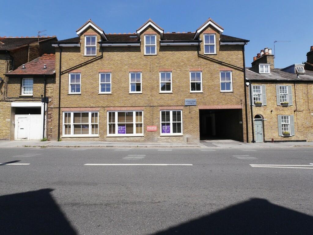 1 bed Apartment for rent in Iver. From Andrews Turbervilles Estate Agents - Hillingdon - Crescent Parade 1 bed Apartment for rent in Iver. From Andrews Turbervilles Estate Agents - Hillingdon - Crescent Parade
