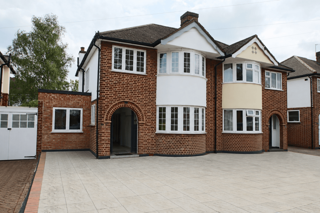 1 bed 1st Floor Flat for rent in Eltham. From Anthony James - South East