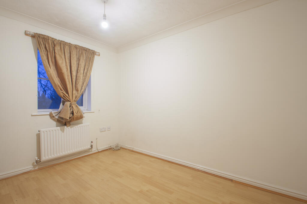 1 bed House Share for rent in Dagenham. From Anthony James - South East