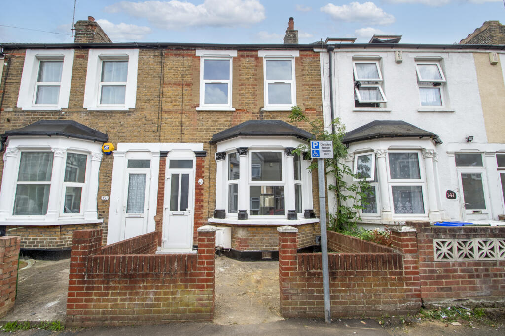 3 bed Mid Terraced House for rent in Erith. From Anthony James - South East