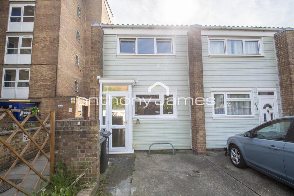 2 bed End of Terrace for rent in Crayford. From Anthony James - South East 2 bed End of Terrace for rent in Crayford. From Anthony James - South East