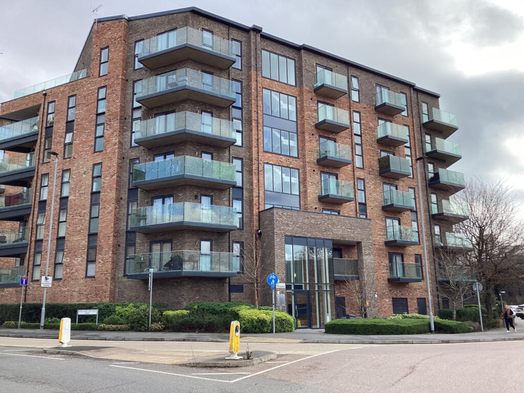 2 bed 1st Floor Flat for rent in Crayford. From Anthony James - South East 2 bed 1st Floor Flat for rent in Crayford. From Anthony James - South East