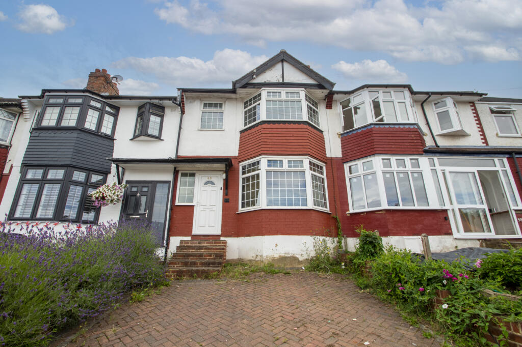 3 bed Mid Terraced House for rent in Eltham. From Anthony James - South East 3 bed Mid Terraced House for rent in Eltham. From Anthony James - South East