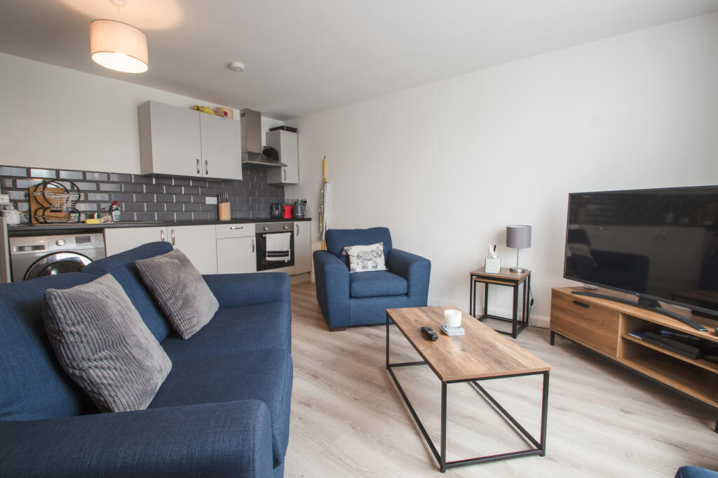1 bed 1st Floor Flat for rent in Crayford. From Anthony James - South East