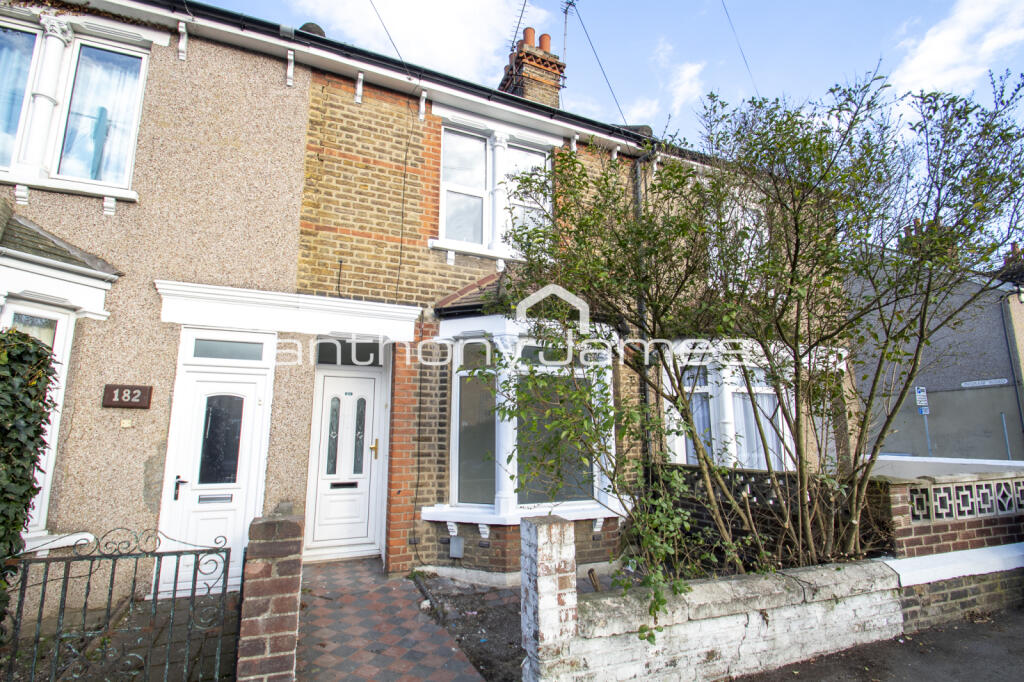 3 bed Mid Terraced House for rent in Crayford. From Anthony James - South East