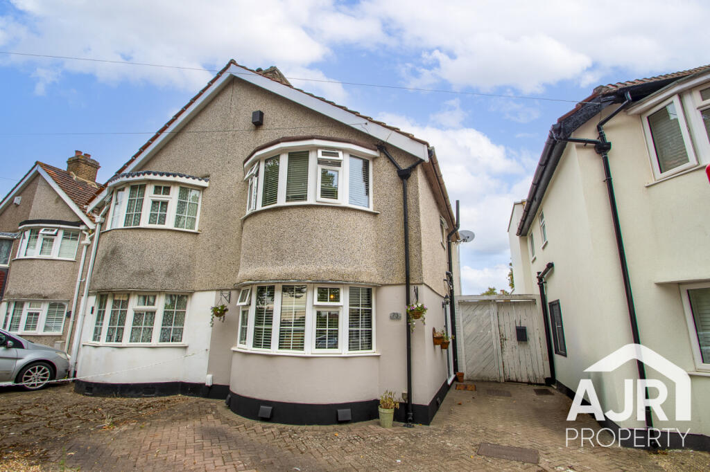 3 bed Semi Detached for rent in Bexley. From Anthony James - South East 3 bed Semi Detached for rent in Bexley. From Anthony James - South East