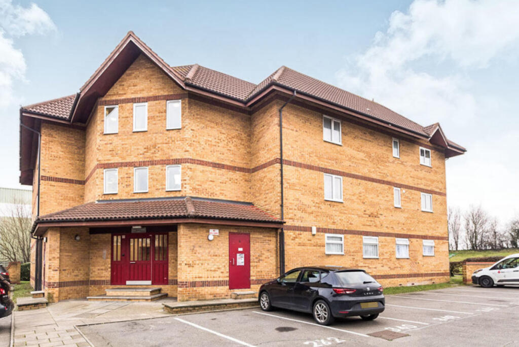 2 bed 1st Floor Flat for rent in Erith. From Anthony James - South East