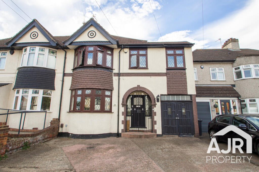 3 bed Semi Detached for rent in Crayford. From Anthony James - South East